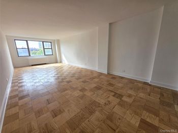 61-20 Grand Central Parkway