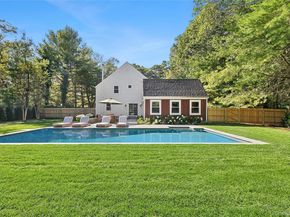 6 East Gate Road, Wainscott NY 11975