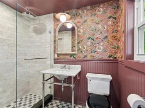 6 East Gate Road, Wainscott NY 11975