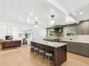 6 East Gate Road, Wainscott NY 11975