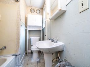 2848 Woods Avenue, Oceanside NY 11572