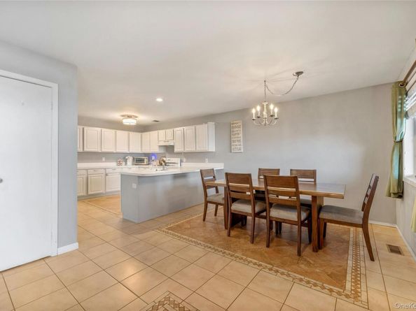 3105 Bluffs Drive S, Baiting Hollow NY 11933