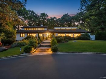 30 Fox Hollow Ridings Road