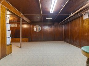 164-37 Grand Central Parkway, Hillcrest (Queens) NY 11432