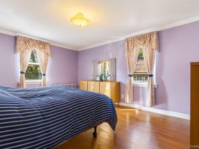 164-37 Grand Central Parkway, Hillcrest (Queens) NY 11432