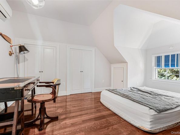 32-15 Murray Lane, Flushing NY 11354