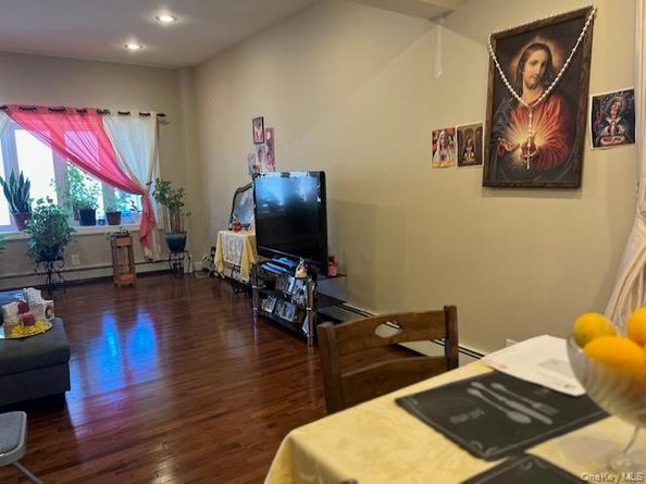 114 Warwick Street, Brooklyn NY 11207