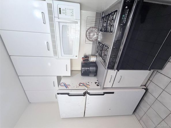 4 Martine Avenue 411, White Plains NY 10606