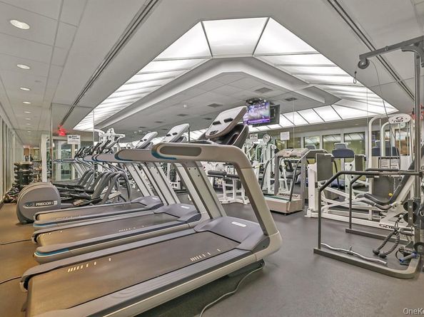 4 Martine Avenue 411, White Plains NY 10606