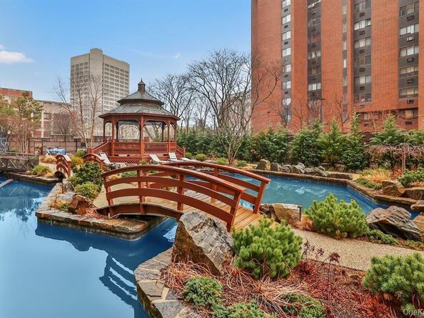 4 Martine Avenue 411, White Plains NY 10606