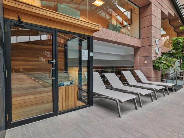 4 Martine Avenue 411, White Plains NY 10606