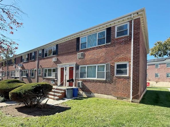 152-47 Jewel Avenue 159B, Flushing NY 11367