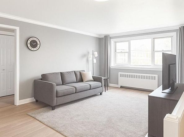 152-47 Jewel Avenue 159B, Flushing NY 11367