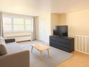 152-47 Jewel Avenue 159B, Flushing NY 11367