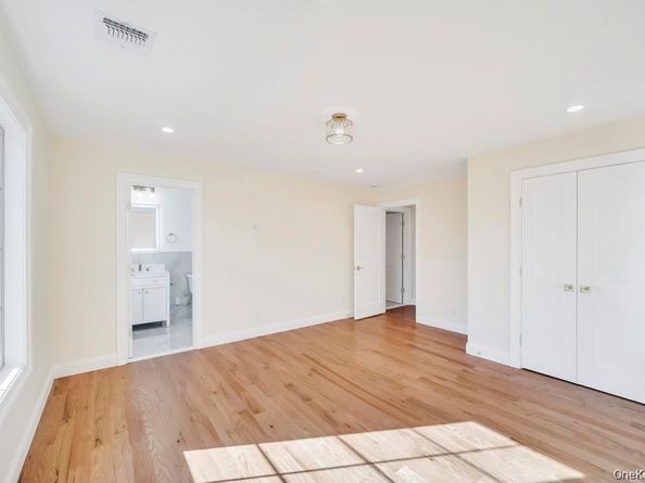 3562 Raven Street, Levittown NY 11756