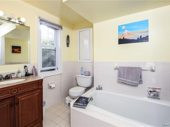 38 Park Avenue, White Plains NY 10603