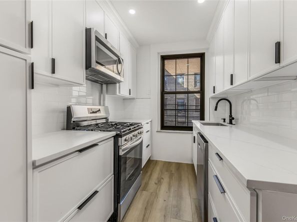 1100 Grand Concourse 5H, Bronx NY 10456