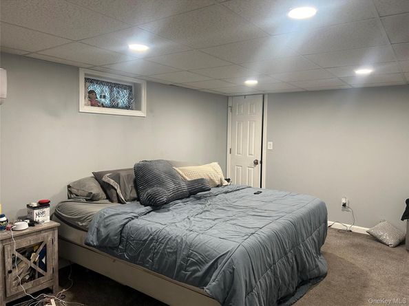 313 Lexington Avenue, West Babylon NY 11704