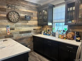 313 Lexington Avenue, West Babylon NY 11704