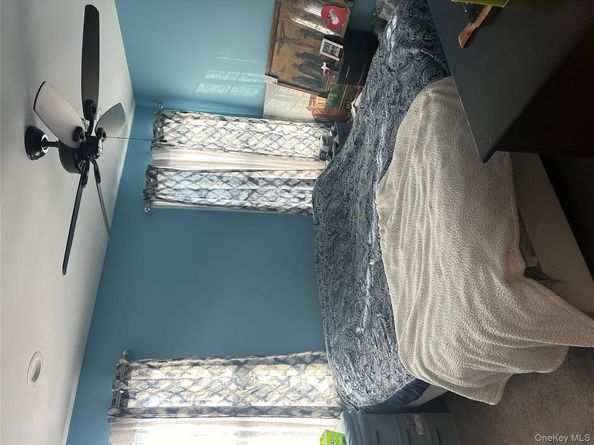 313 Lexington Avenue, West Babylon NY 11704