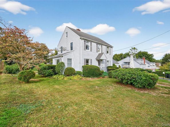47 10th Street, Locust Valley NY 11560