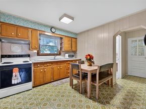 47 10th Street, Locust Valley NY 11560