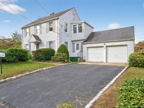 47 10th Street, Locust Valley NY 11560