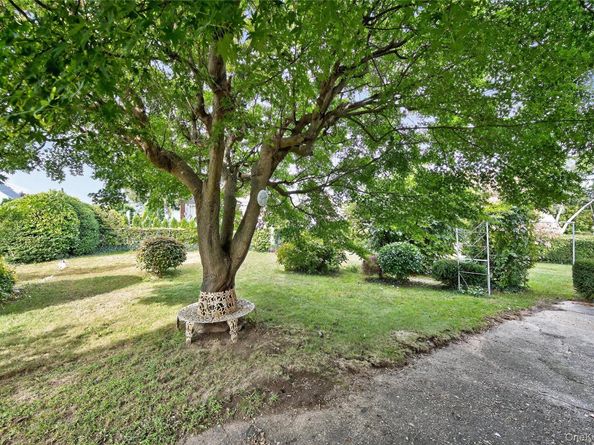47 10th Street, Locust Valley NY 11560