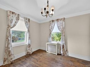 47 10th Street, Locust Valley NY 11560