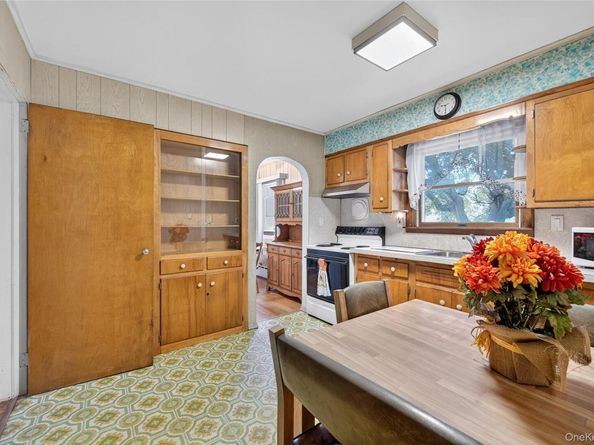 47 10th Street, Locust Valley NY 11560