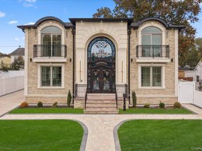 2481 Putnam Drive, East Meadow NY 11554