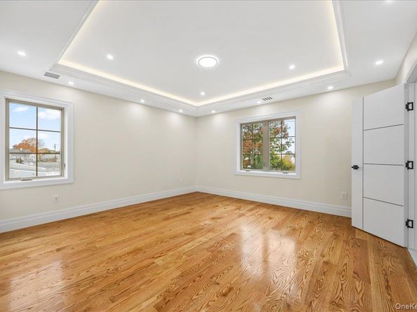 2481 Putnam Drive, East Meadow NY 11554