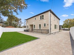 2481 Putnam Drive, East Meadow NY 11554