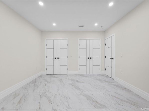 2481 Putnam Drive, East Meadow NY 11554