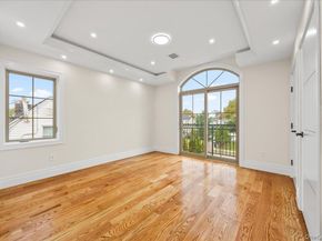 2481 Putnam Drive, East Meadow NY 11554