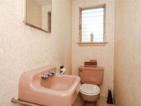 480 Windsor Place, Oceanside NY 11572