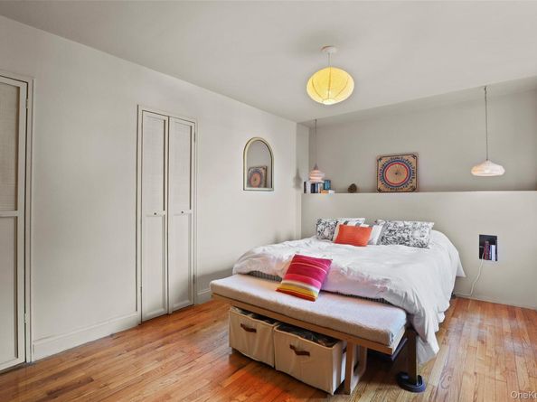 610 Waring Avenue 2T, Bronx NY 10467