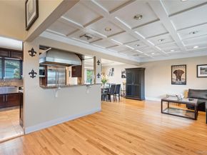 8 Westminster Road, Syosset NY 11791