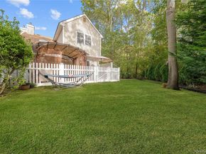 18 Lindsey Court, Holtsville NY 11742