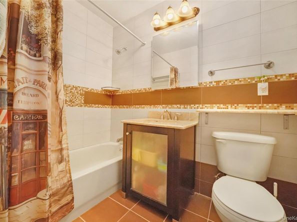 40-40 75th Street 7C, Jackson Heights NY 11373