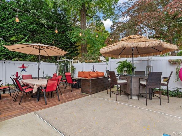 86 E 24th Street, Huntington Station NY 11746