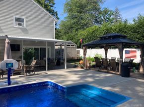 86 E 24th Street, Huntington Station NY 11746