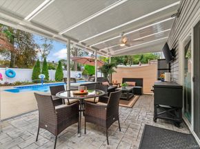86 E 24th Street, Huntington Station NY 11746