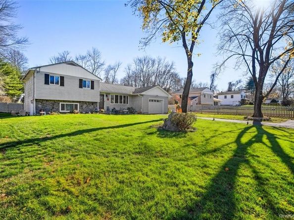 3544 Strang Boulevard, Yorktown Heights NY 10598