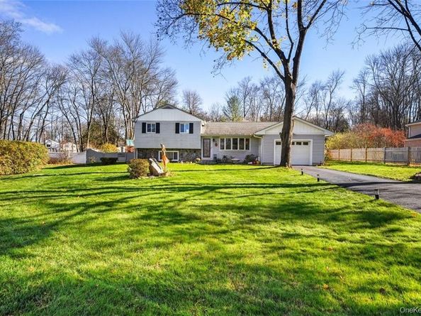 3544 Strang Boulevard, Yorktown Heights NY 10598