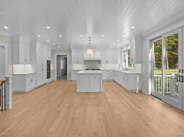 66 Saw Mill Road, Cold Spring Harbor NY 11724