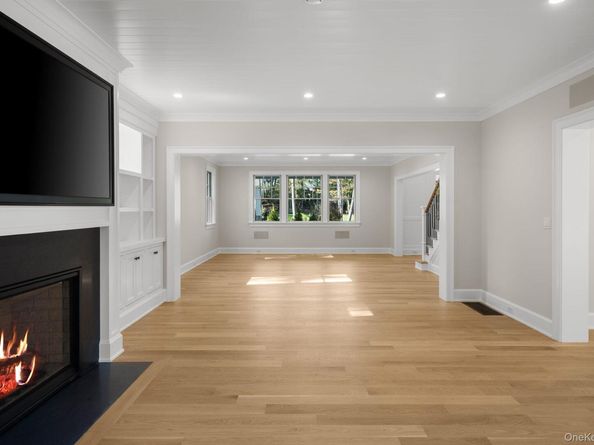 66 Saw Mill Road, Cold Spring Harbor NY 11724