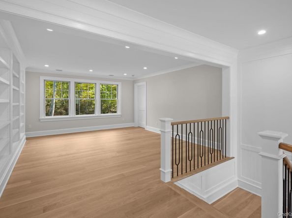 66 Saw Mill Road, Cold Spring Harbor NY 11724