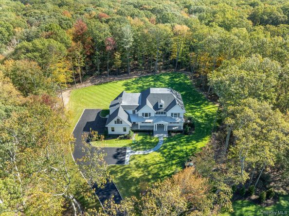 66 Saw Mill Road, Cold Spring Harbor NY 11724
