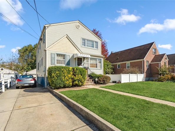 59 Wood Street, Lynbrook NY 11563